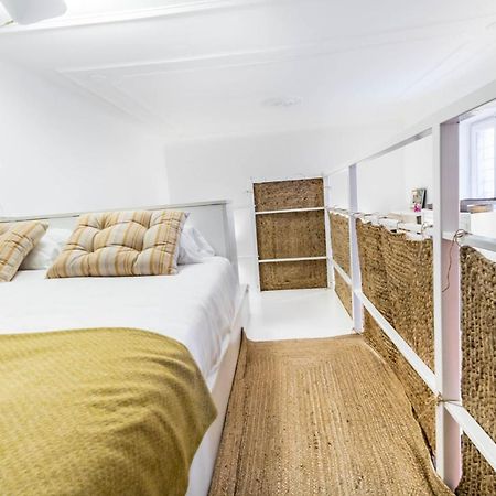 Апартаменты Joivy Modern Studio Near City Centre Милан Экстерьер фото