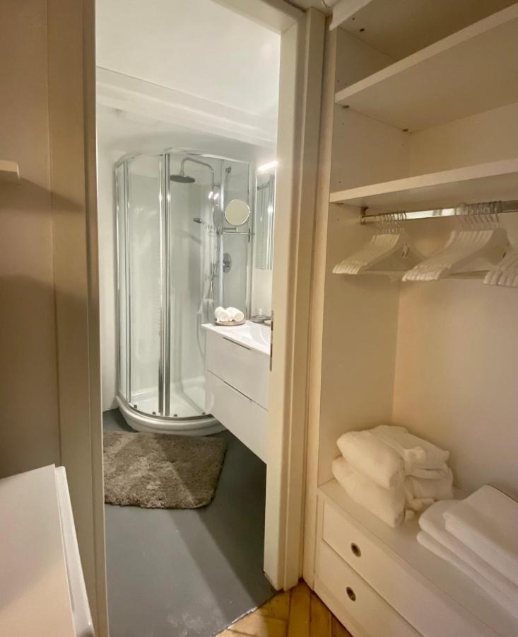 Апартаменты Joivy Modern Studio Near City Centre Милан Экстерьер фото